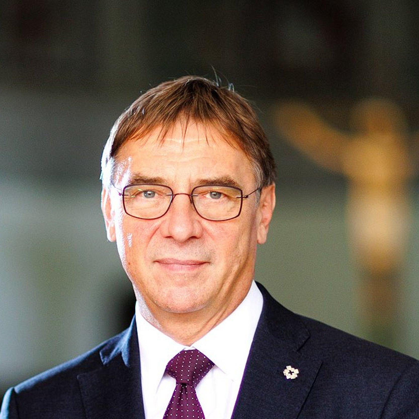 Kirchenpräsident Volker Jung