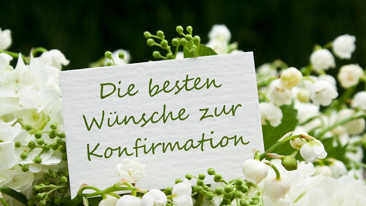 Glückwunschkarte zur Konfirmation im Blumenstrauß