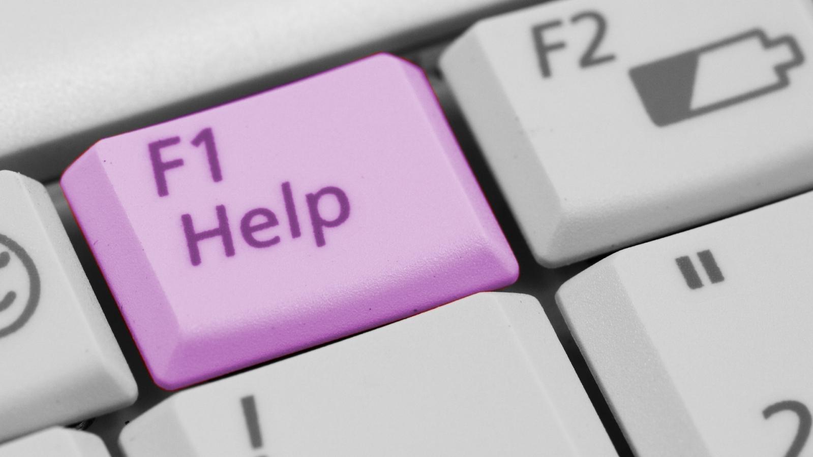 Hilfetaste Ausschnitt Computertastatur, die F! HIlfetaste ist farblich hervorgehoben