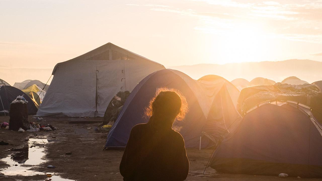 Flüchtlinge Flüchtlinge im Flüchtlingslager an der Grenze zwischen Griechenland und Nordmazedonien