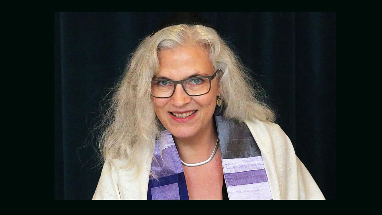 Dr. Elisa Klapheck