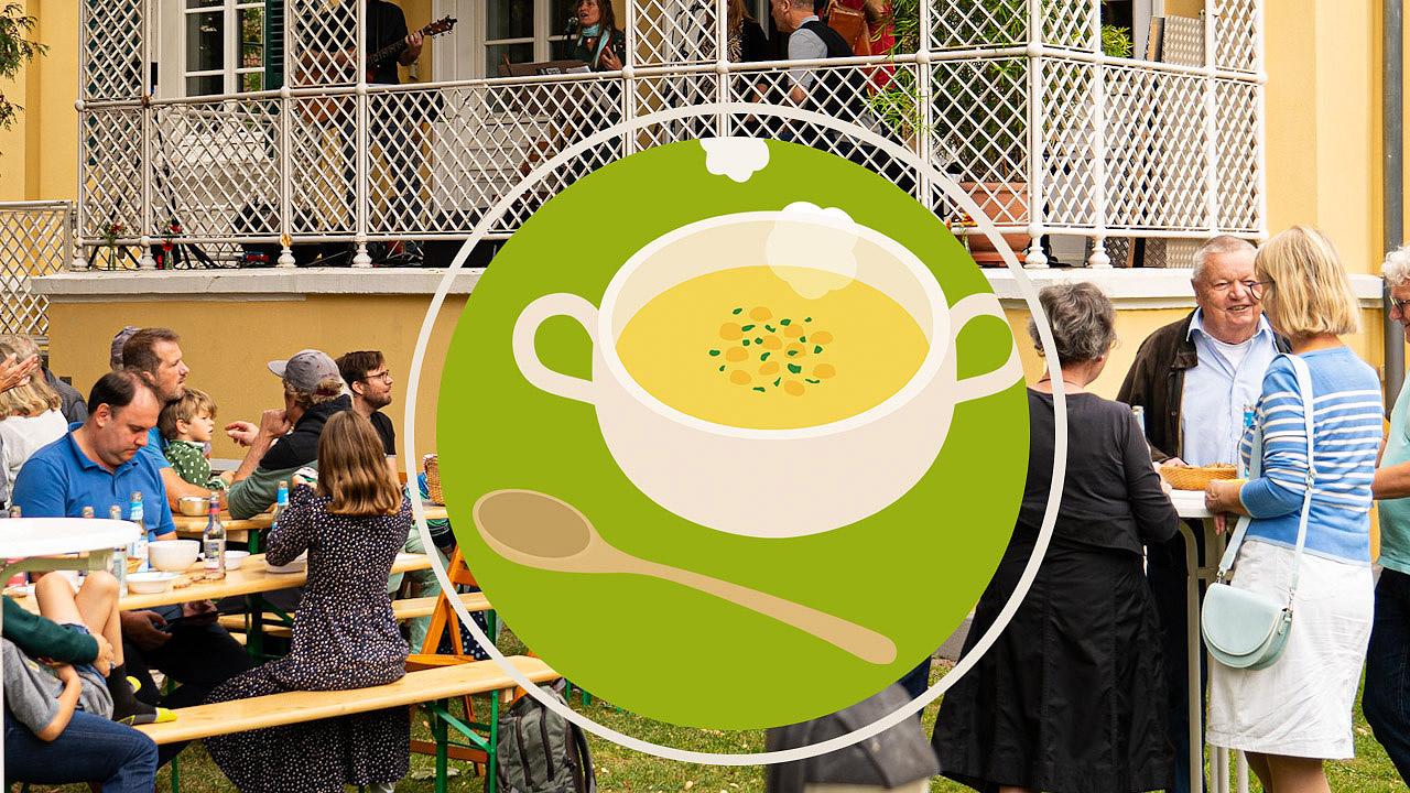 Menschen an Bierbänken und stehende Menschen bei Gesprächen, in der Mitte ein Suppen-Symbol