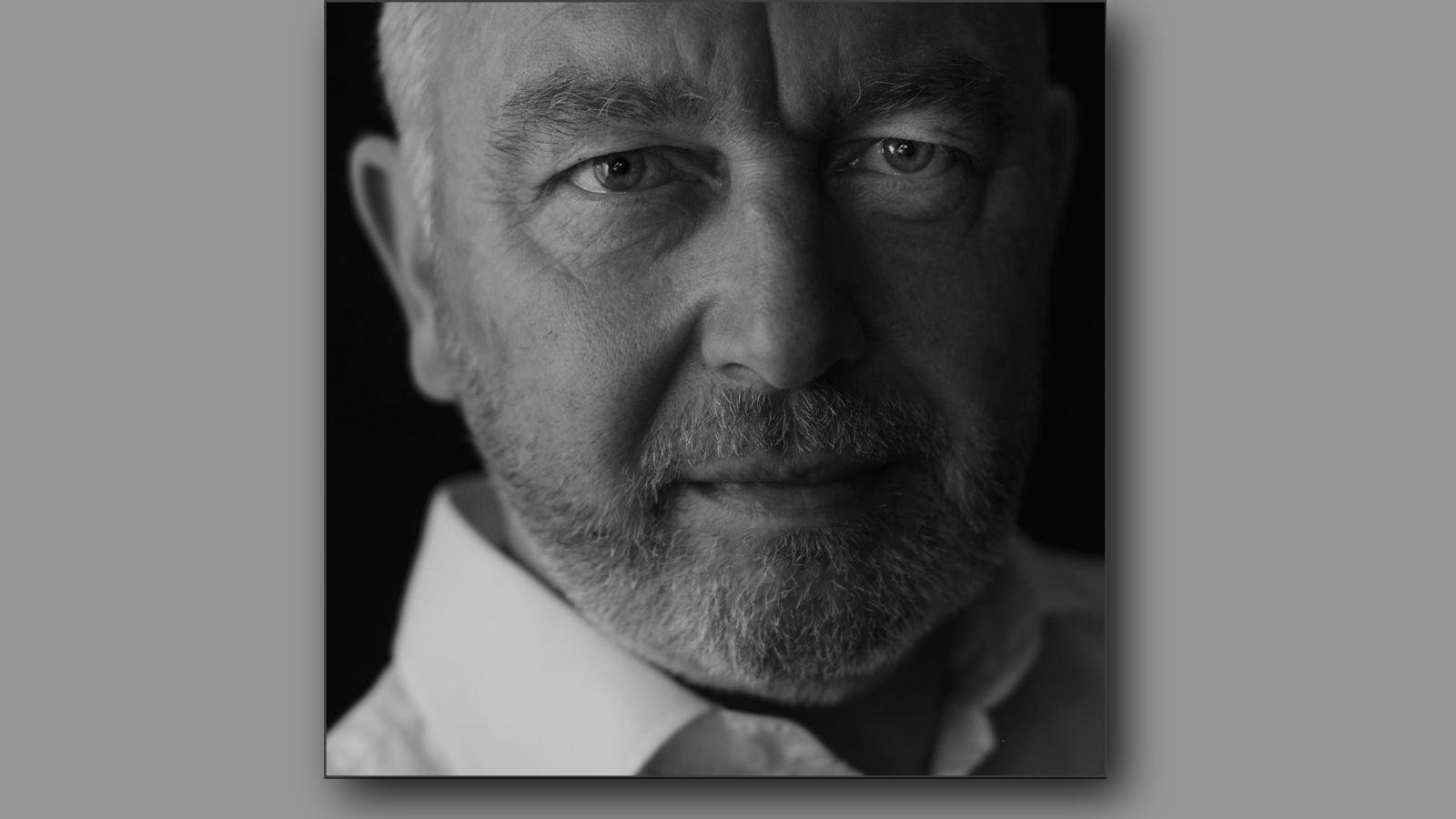 Volker Dettmar Portrait schwarz-weiß