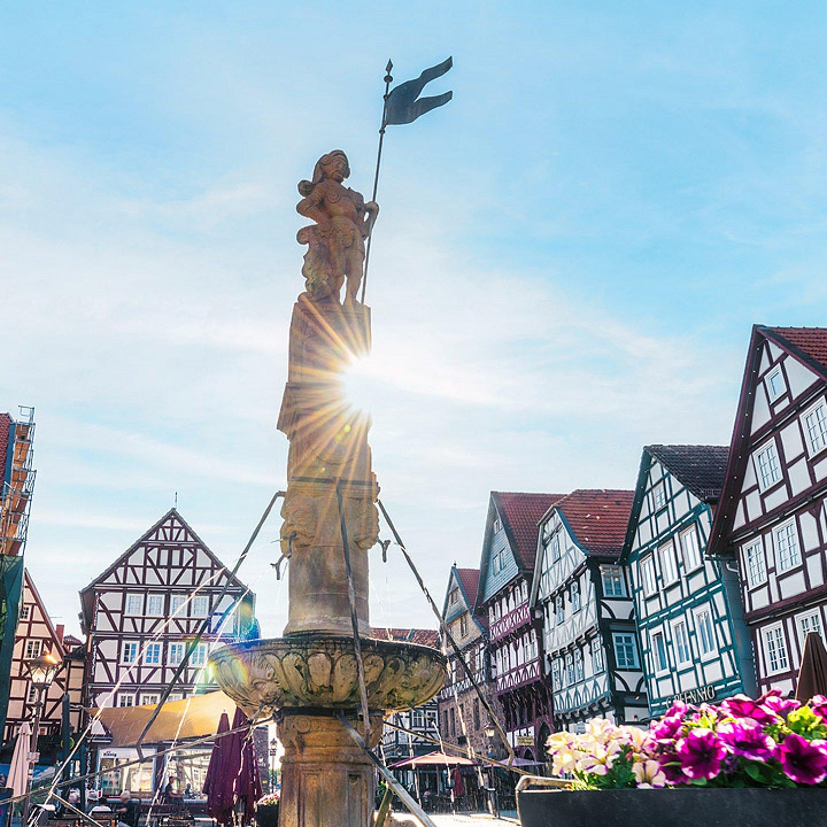 Fritzlar Marktplatz von Fritzlar mit Fachwerkhäusern
