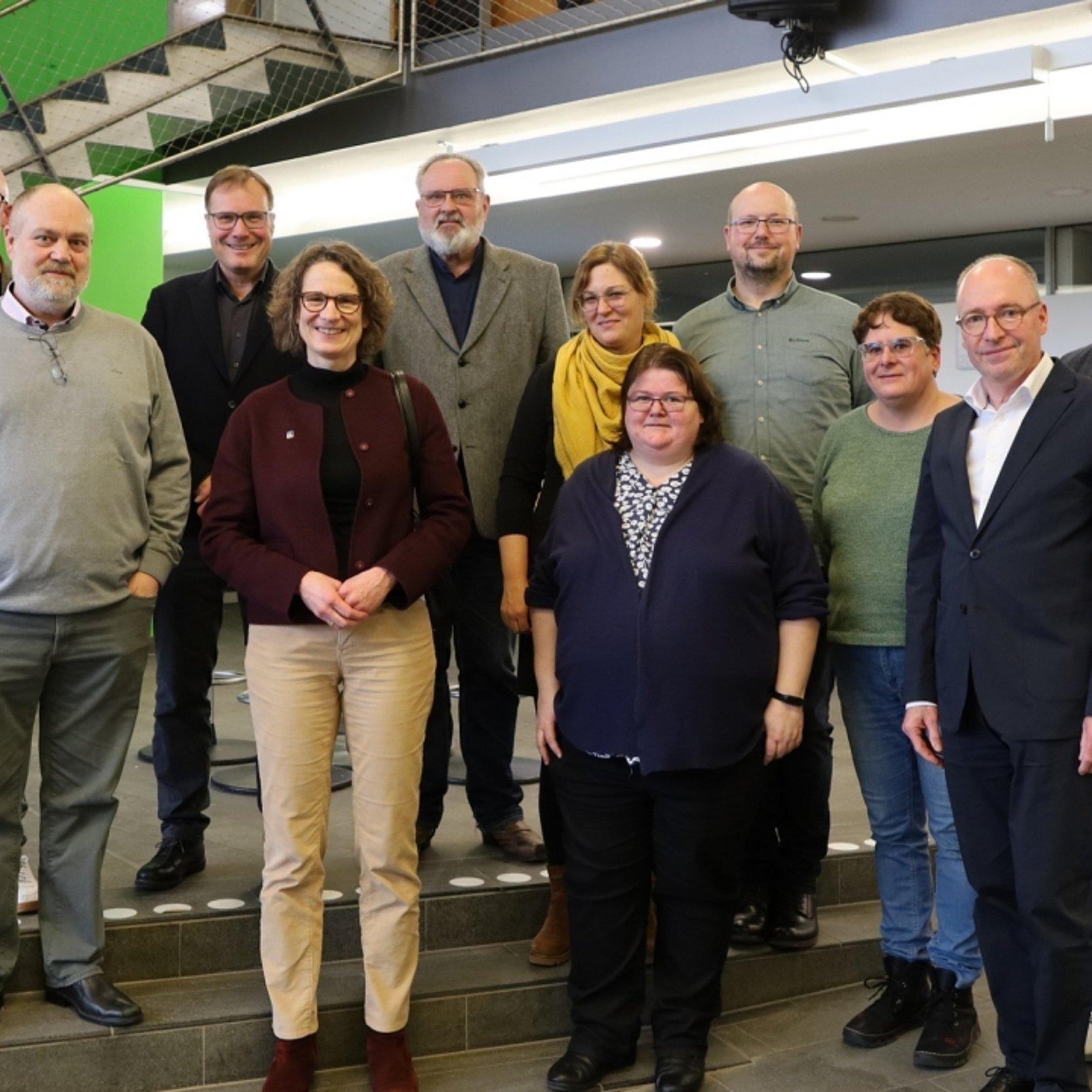 Tietz Gymnasium Bad Marienberg 2026 Gruppenfoto im Schulgebäude