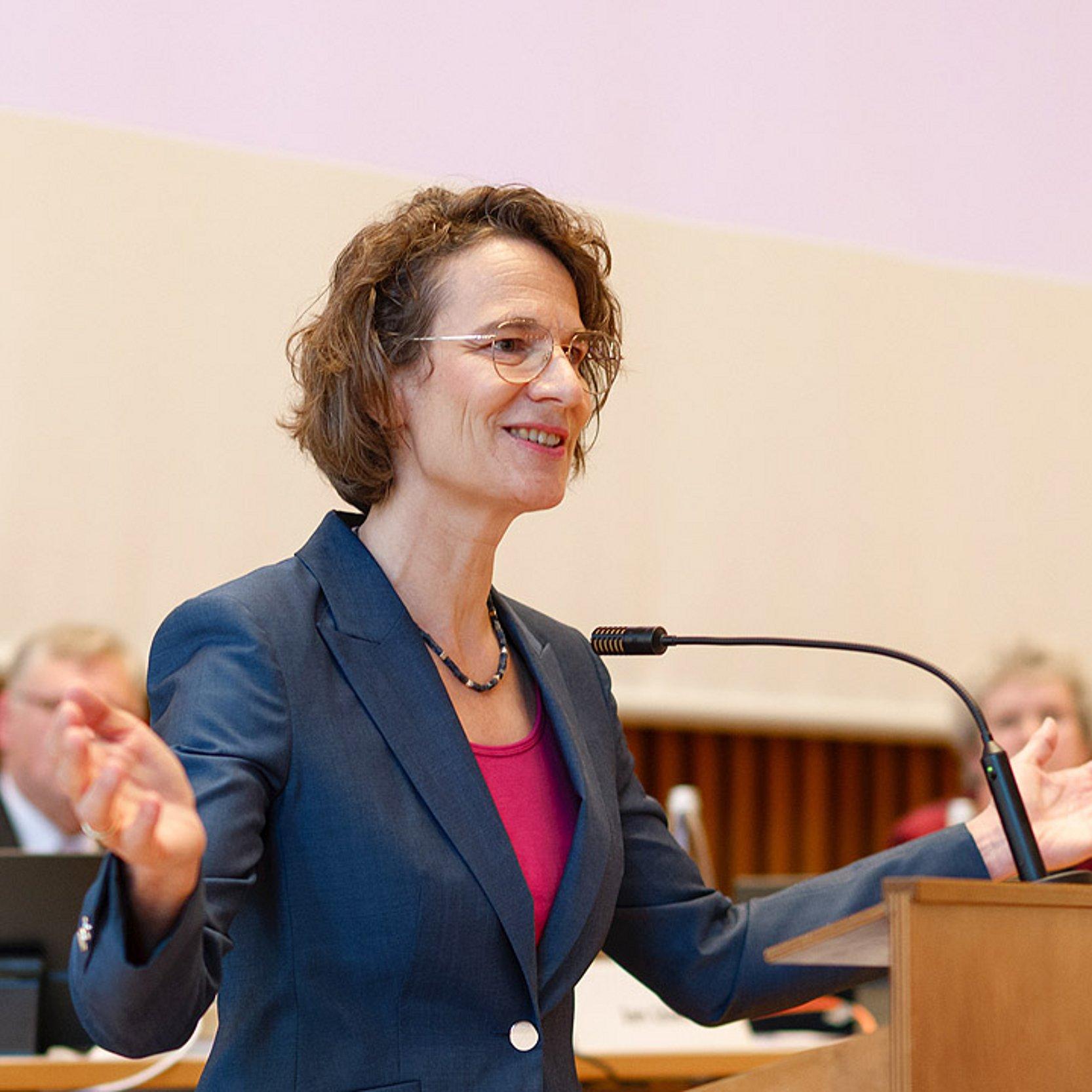 Christiane Tietz Christiane Tietz