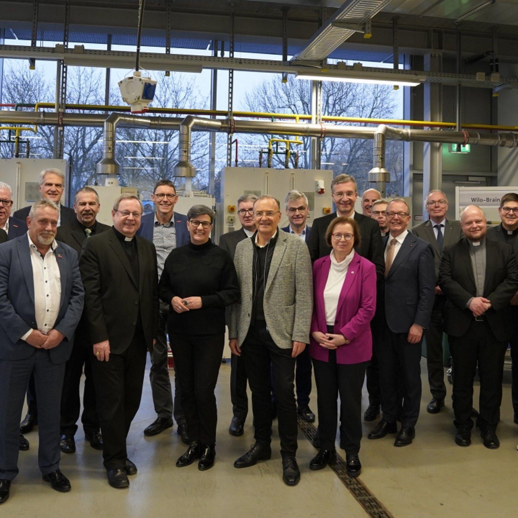 Kirche Handwerk Spitzengespräch 2025 Gruppenfoto