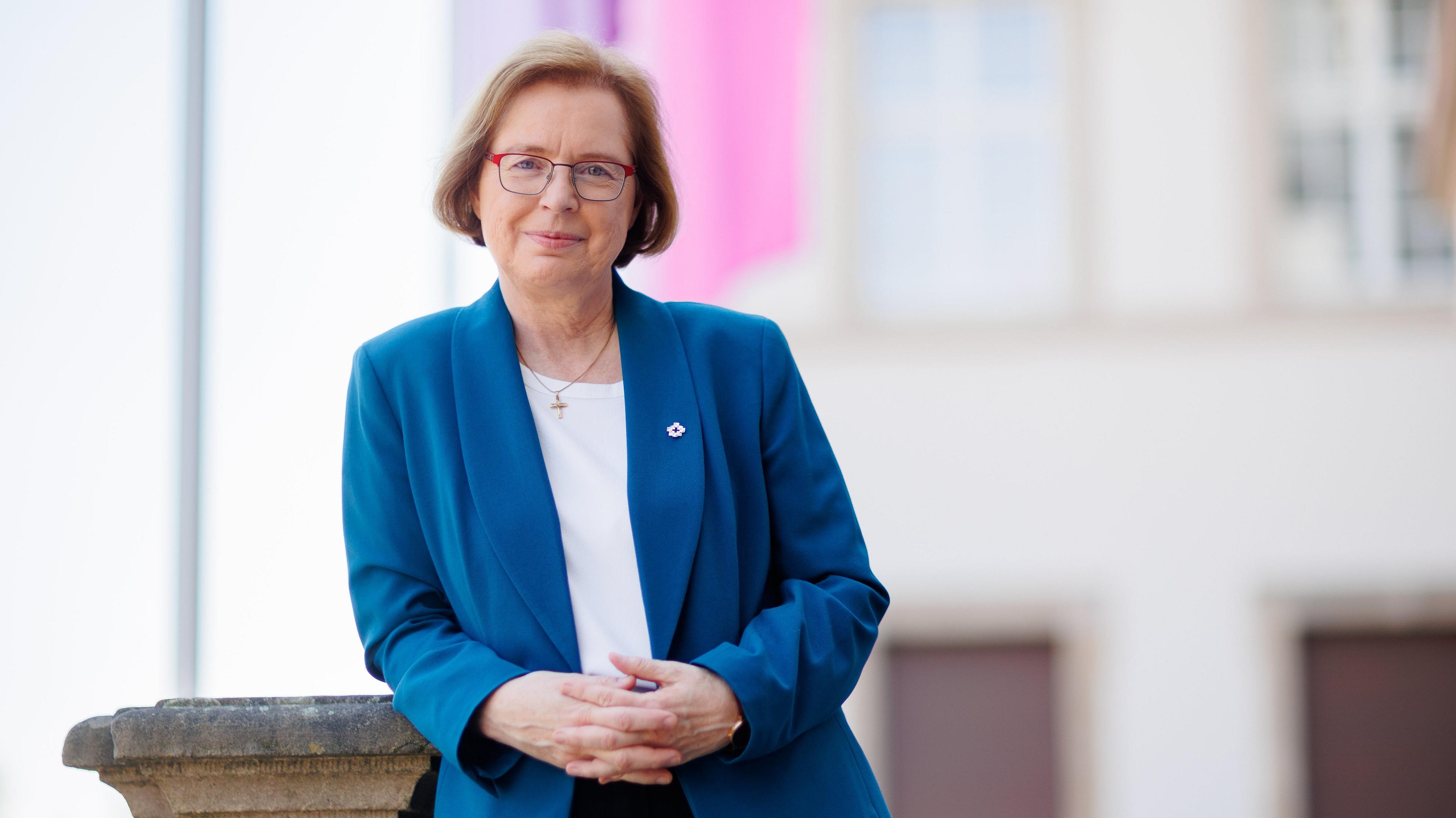 Pfarrerin Ulrike Scherf, Stellvertretende Kirchenpräsidentin der EKHN Pfarrerin Ulrike Scherf, Stellvertretende Kirchenpräsidentin der EKHN