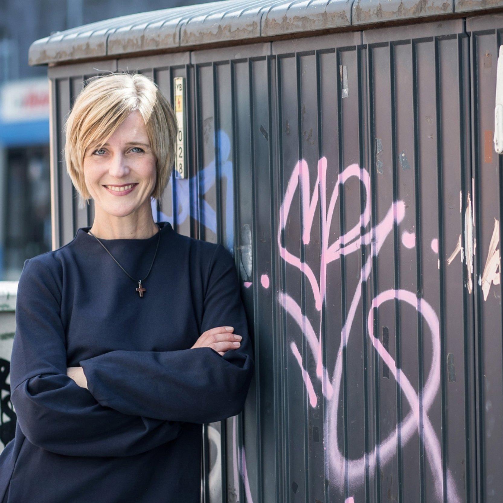 Portrait vor Grafitties