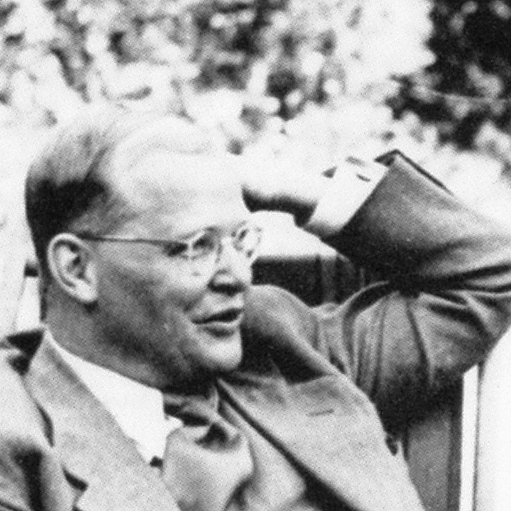 Dietrich Bonhoeffer Dietrich Bonhoeffer
