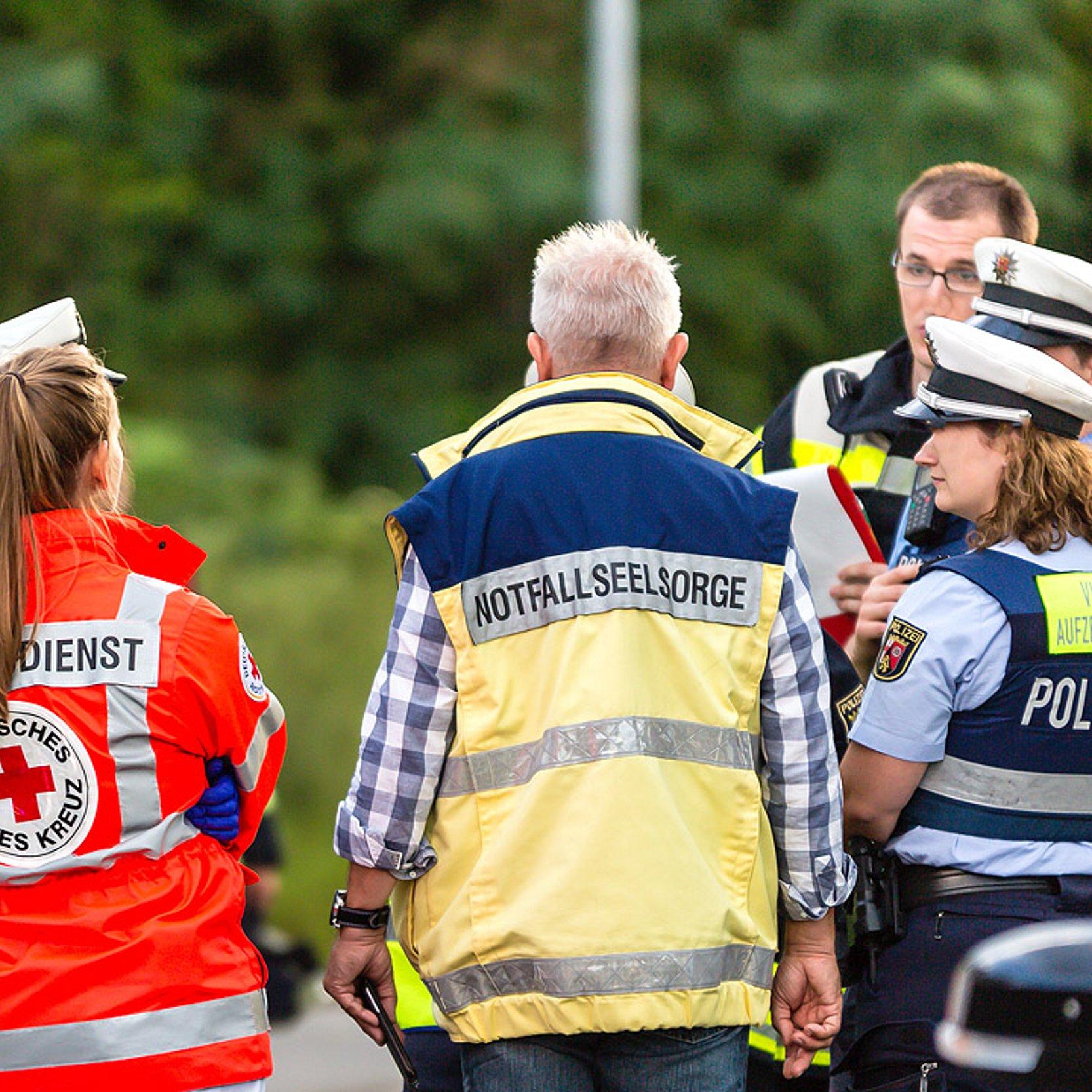 Nofallseelsorge Notfallseelsorger und Rettungskräfte