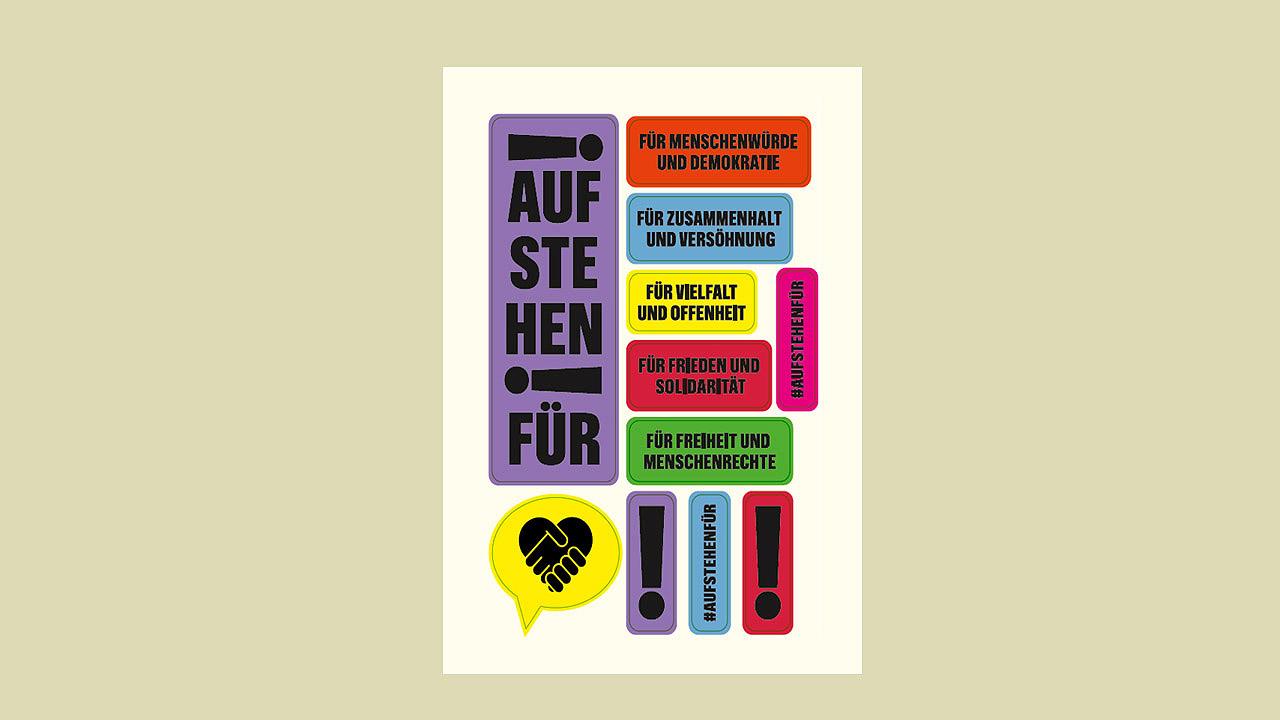 Sticker-Postkarte Sticker-Postkarte - Fläche mit bunten Feldern, auf denen Worte wie "Für Freiheit und Menschenrechte"