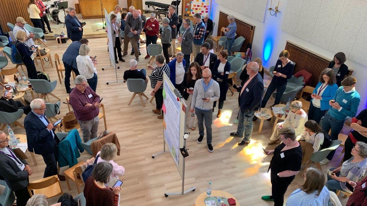 Zukunftswerkstatt Gießen Gallery Walk Blick in den Saal