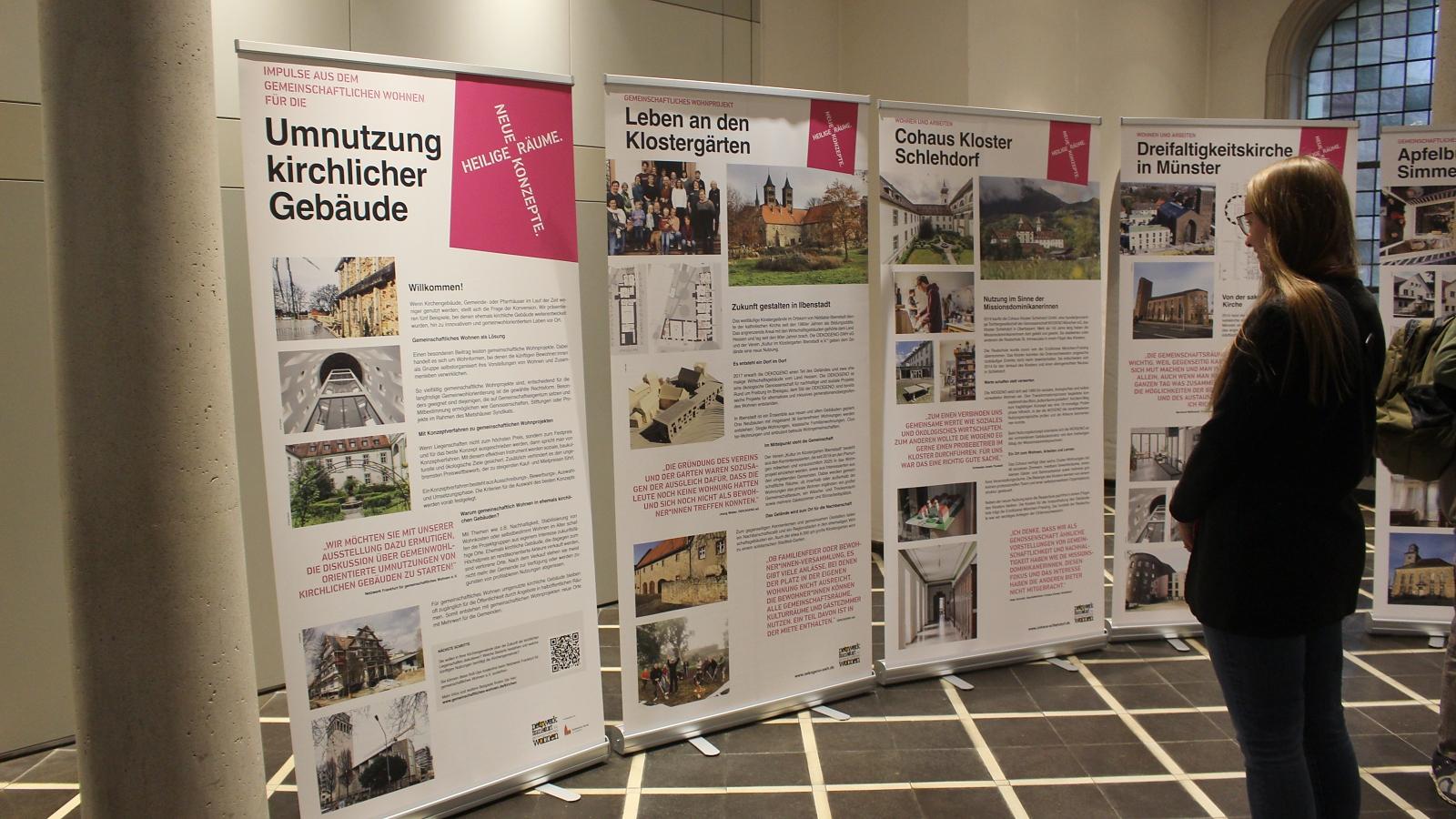 Ausstellungstafeln