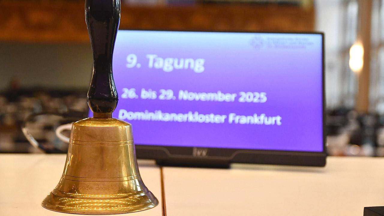 Glocke Glocke und Monitor