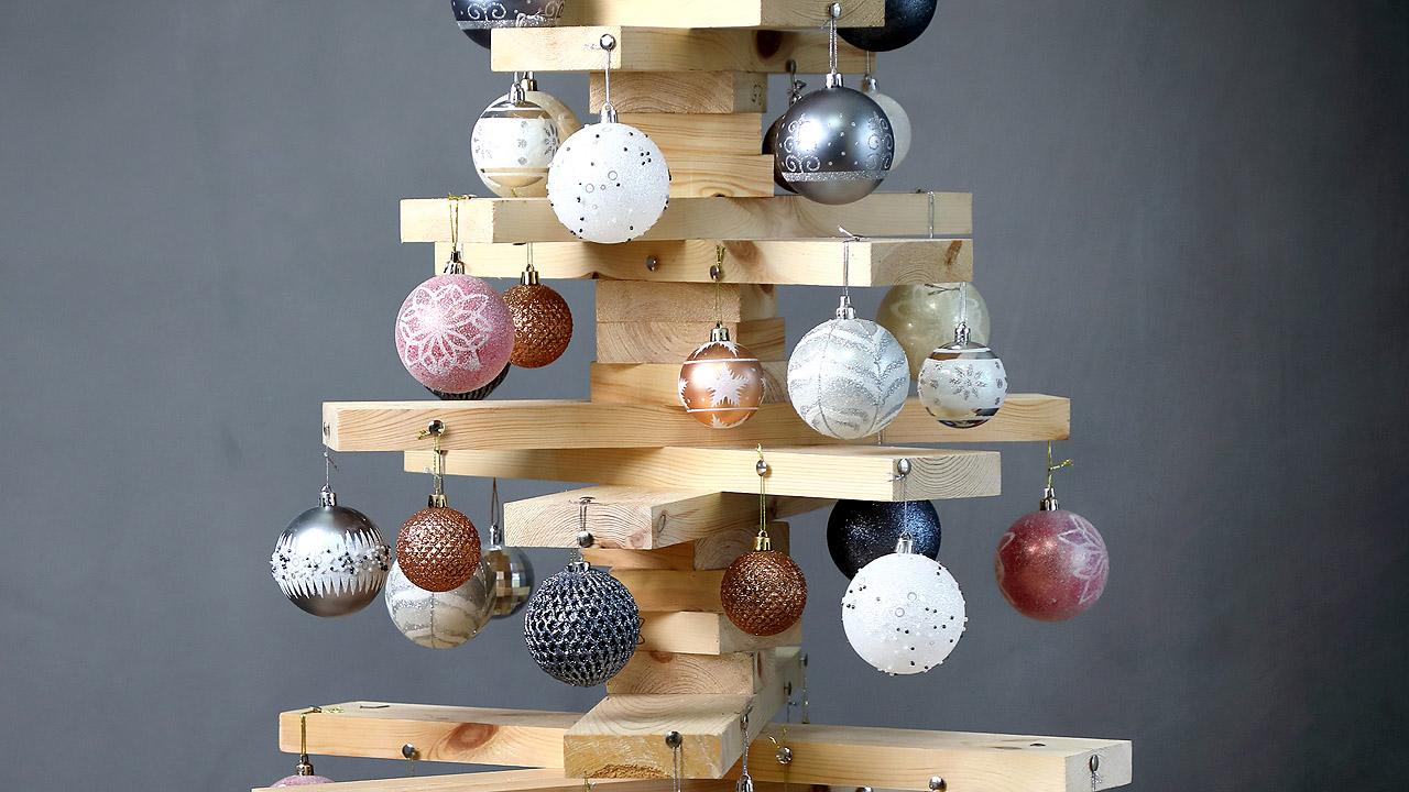 Weihnachtsbaum aus Holz Weihnachtsbaum aus Holz