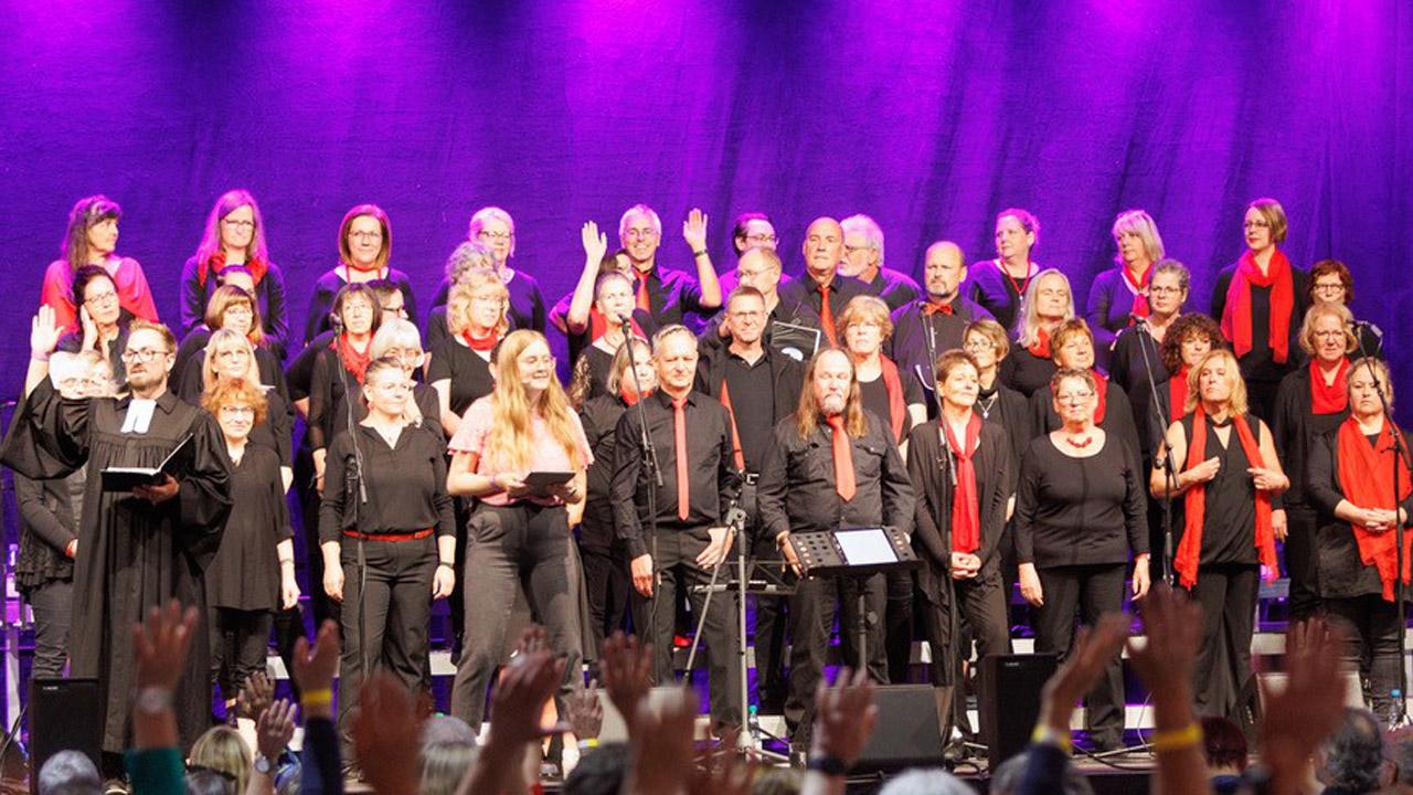 Gospelchor auf der Bühne