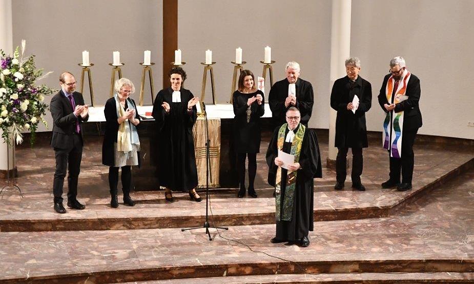 Verabschiedung Knoche Gruppenfoto im Altarraum