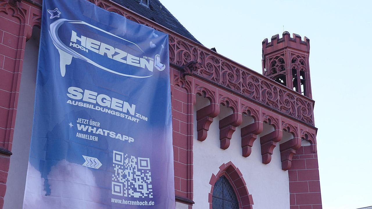 Herzen hoch Plakat "Herzen hoch für dich!"