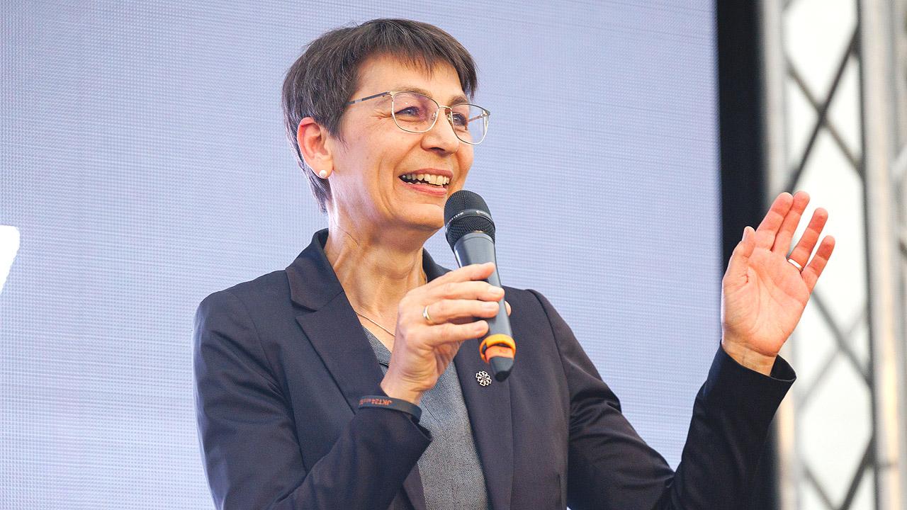 Sabine Bertram-Schäfer Sabine Bertram-Schäfer